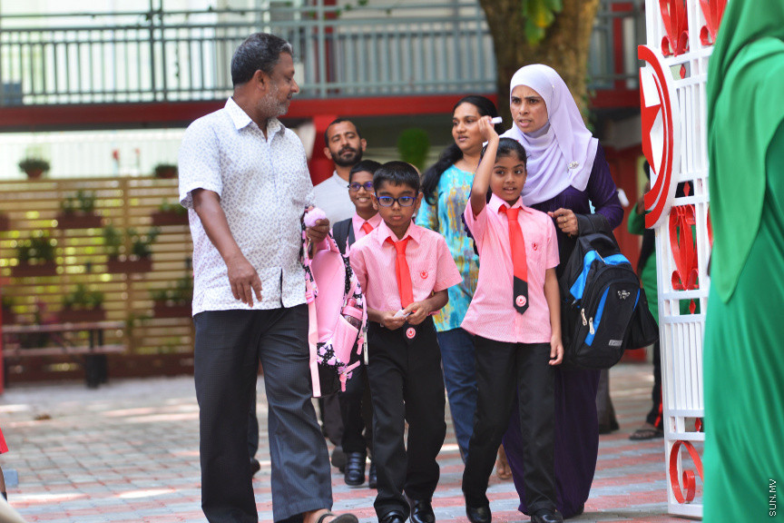 13 ޖެނުއަރީ 2019: ދިރާސީ އާ އަހަރަށް  ފަހު ސްކޫލްތައް ހުޅުވުން -- ސަން ފޮޓޯ/ އަހުމަދު އަވްޝަން އިލްޔާސް