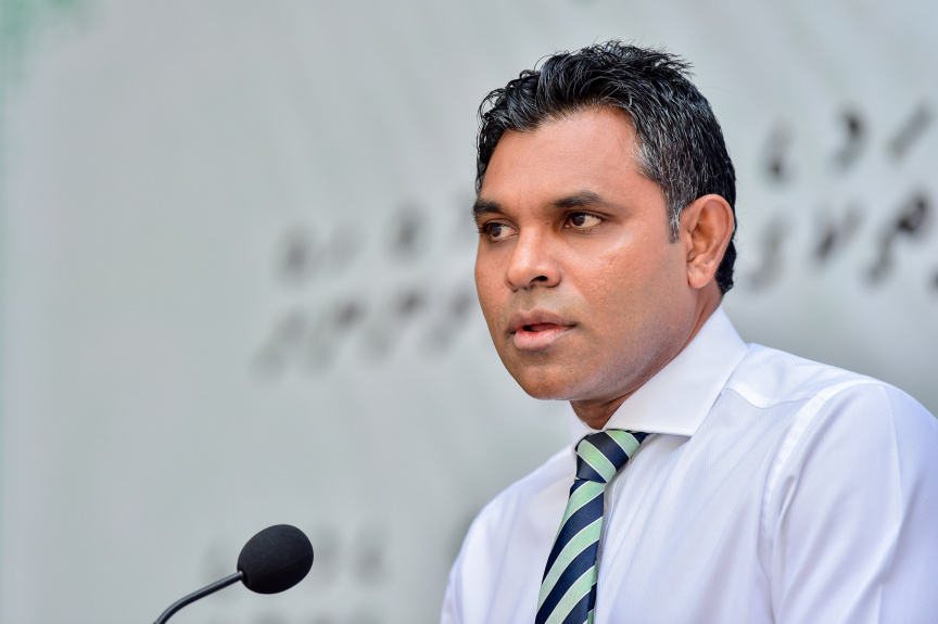 ސްކޫލްތަކުގެ ދަރިވަރުންނަށް ހެނދުނުގެ ނާސްތާ ދިނުމުދެ ޕައިލެޓް  ޕްރޮގްރާމް ރަސްމީކޮން ފެށުން -- ޕޮޓޯ/ ރައީސް އޮފީސް