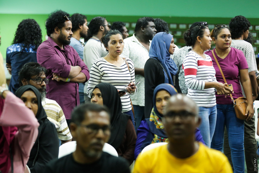ޖެނުއަރީ 18، 2019: މިއަހަރު ބާއްވާ ރައްޔިތުންގެ މަޖިލީހުގެ އިންތިހާބުގައި އެމްޑީޕީގެ ފަރާތުން ވާދަކުރާނެ ކެންޑިޑޭޓުން ކަނޑައެޅުމަށް ބާއްވާ ޕާޓީ ޕްރައިމެރީ ވޯޓުލުމުގެ ތެރެއިން -- ސަން ފޮޓޯ/ ފަޔާޒު މޫސާ