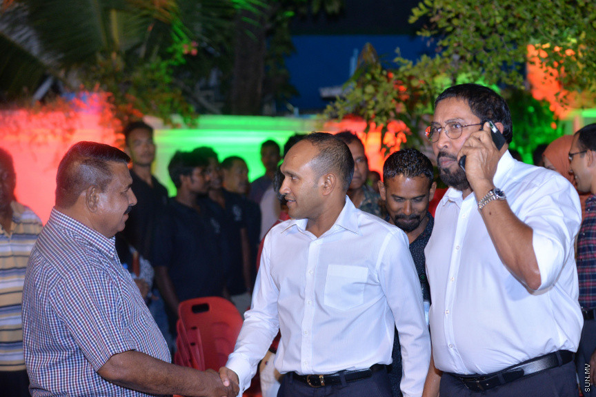 ޑރ. ޖަމީލްގެ މަޖިލިސް ކެމްޕެއިން ރަސްމީކޮށް ފެށުމަށް މިރޭ ވިލިމާލޭގައި ބޭއްވި ރަސްމިއްޔާތުގެ ތެރެއިން -- ސަން ފޮޓޯ/ އަހުމަދު އަވްޝަން އިލްޔާސް