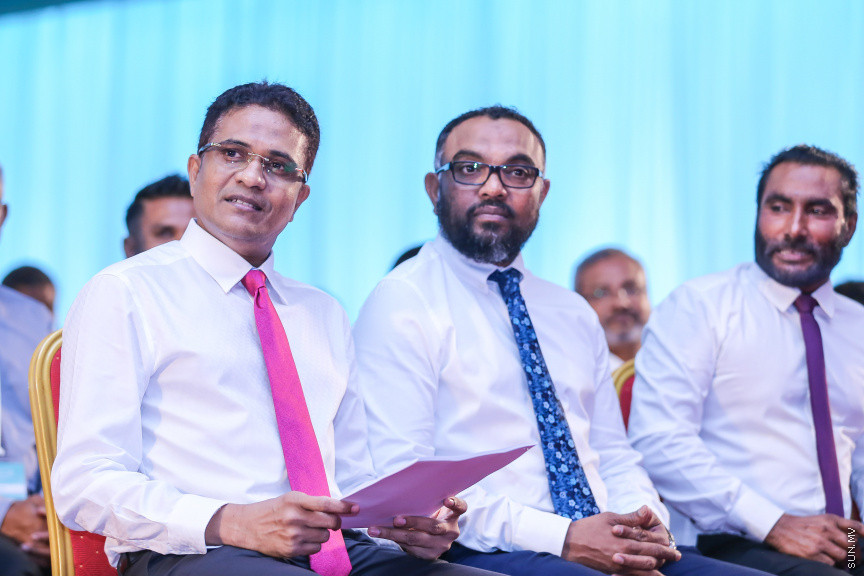 ޖެނުއަރީ 27، 2019: ކުރީގެ ރައީސް ޔާމީން އިސްވެ ހުންނަވައިގެން އުފައްދަވާ ޕީޕަލްސް ނޭޝަނަލް ކޮންގްރެސް (ޕީއެންސީ) އުފެއްދުމަށް ދަރުބާރުގޭގައި ބޭއްވި ޖަލްސާގެ ތެރެއިން -- ސަން ފޮޓޯ/ ފަޔާޒު މޫސާ