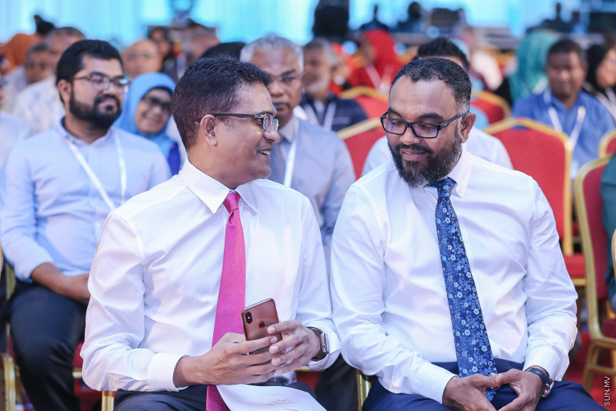 ޖެނުއަރީ 27، 2019: ކުރީގެ ރައީސް ޔާމީން އިސްވެ ހުންނަވައިގެން އުފައްދަވާ ޕީޕަލްސް ނޭޝަނަލް ކޮންގްރެސް (ޕީއެންސީ) އުފެއްދުމަށް ދަރުބާރުގޭގައި ބޭއްވި ޖަލްސާގެ ތެރެއިން -- ސަން ފޮޓޯ/ ފަޔާޒު މޫސާ