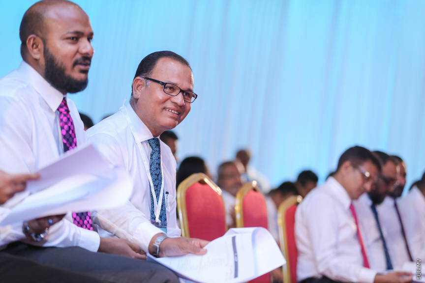 ޖެނުއަރީ 27، 2019: ކުރީގެ ރައީސް ޔާމީން އިސްވެ ހުންނަވައިގެން އުފައްދަވާ ޕީޕަލްސް ނޭޝަނަލް ކޮންގްރެސް (ޕީއެންސީ) އުފެއްދުމަށް ދަރުބާރުގޭގައި ބޭއްވި ޖަލްސާގެ ތެރެއިން -- ސަން ފޮޓޯ/ ފަޔާޒު މޫސާ