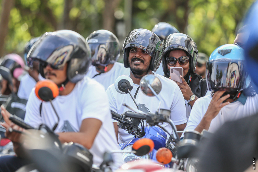 ފެބްރުއަރީ 1، 2019: 'މީތި ސަޅި' ނަމުގައި މަގުމަތީގެ ރައްކާތެރި ކަމަށް މީހުން ހޭލުންތެރި ކުރުވުމަށް ޓްރާންސްޕޯޓް މިނިސްޓްރީއިން އިސް ނަގައިގެން ބޭއްވި އިވެންޓުގެ ތެރެއިން -- ސަން ފޮޓޯ/ ފަޔާޒު މޫސާ