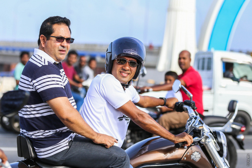 ފެބްރުއަރީ 1، 2019: 'މީތި ސަޅި' ނަމުގައި މަގުމަތީގެ ރައްކާތެރި ކަމަށް މީހުން ހޭލުންތެރި ކުރުވުމަށް ޓްރާންސްޕޯޓް މިނިސްޓްރީއިން އިސް ނަގައިގެން ބޭއްވި އިވެންޓުގެ ތެރެއިން -- ސަން ފޮޓޯ/ ފަޔާޒު މޫސާ