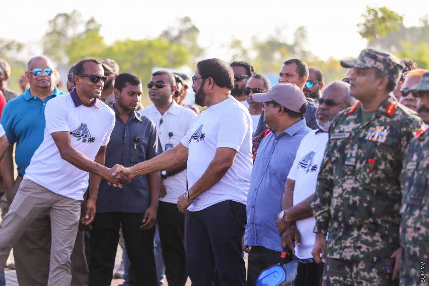 ފެބްރުއަރީ 1، 2019: 'މީތި ސަޅި' ނަމުގައި މަގުމަތީގެ ރައްކާތެރި ކަމަށް މީހުން ހޭލުންތެރި ކުރުވުމަށް ޓްރާންސްޕޯޓް މިނިސްޓްރީއިން އިސް ނަގައިގެން ބޭއްވި އިވެންޓުގެ ތެރެއިން -- ސަން ފޮޓޯ/ ފަޔާޒު މޫސާ
