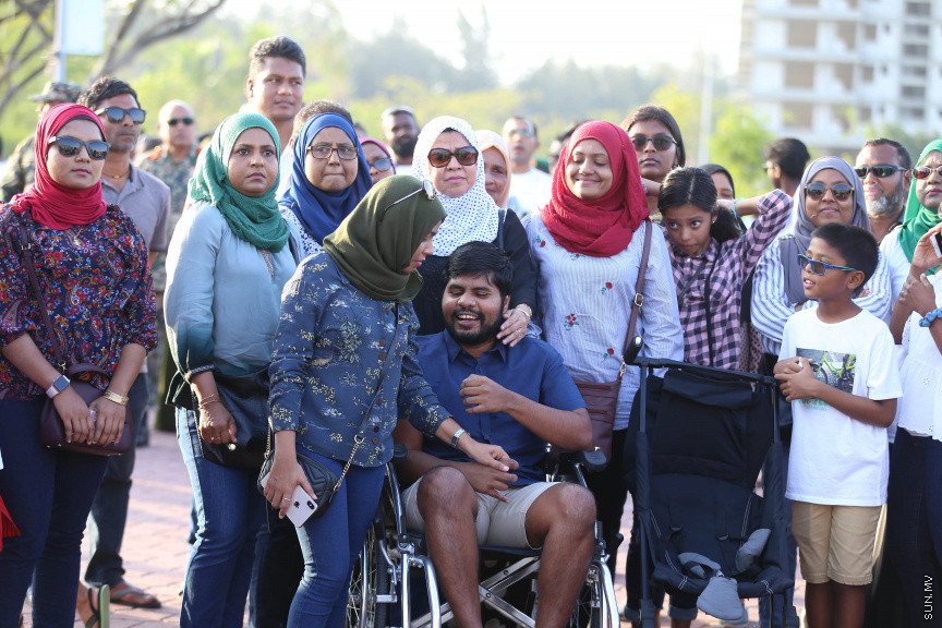 ފެބްރުއަރީ 1، 2019: 'މީތި ސަޅި' ނަމުގައި މަގުމަތީގެ ރައްކާތެރި ކަމަށް މީހުން ހޭލުންތެރި ކުރުވުމަށް ޓްރާންސްޕޯޓް މިނިސްޓްރީއިން އިސް ނަގައިގެން ބޭއްވި އިވެންޓުގެ ތެރެއިން -- ސަން ފޮޓޯ/ ފަޔާޒު މޫސާ