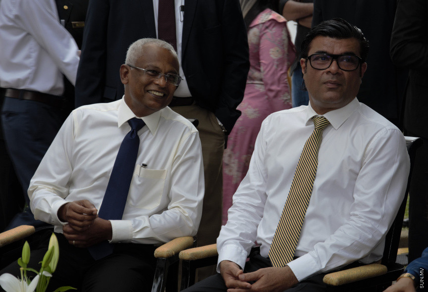 ސްރީލަންކާގައި ދިރިއުޅޭ ދިވެހީންނާ ރައީސް އިބްރާހިމް މުހައްމަދު ސޯލިހު ބައްދަލުކުރެއްވުމަށް ބޭއްވި ހަފްލާގެ ތެރެއިން -- ސަން ފޮޓޯ/ އިބްރާހިމް މާހިލް މުހައްްމަދު