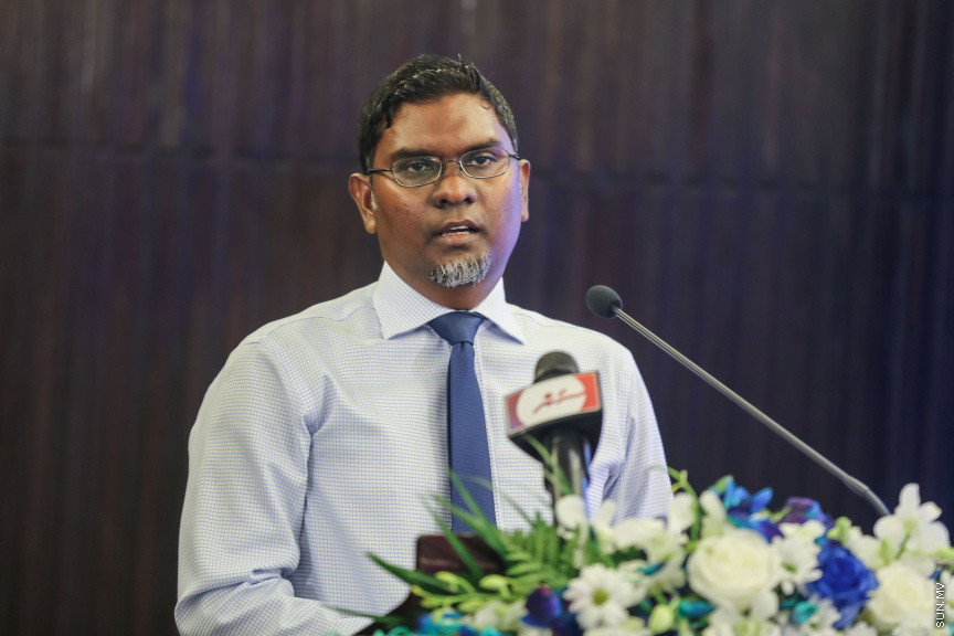 ފެބްރުއަރީ 6، 2019: "ކްރެޑިޓް އިންފޮމޭޝަން ސިސްޓަމް" ނުވަތަ ދަރަނީގެ މުއާމަލާތްތައް އާންމުންނާއި ކުންފުނިތަކަށް ބެލޭނެ ނިޒާމެއް މަރުކަޒީ ބޭންކް އެމްމްއެމްއޭގެ ކްރިޑިޓް އިންފޮމޭޝަން ބިއުރޯ އިން ތައާރަފްކުރުމަށް ހޮޓެލް ޖެންގައި ބޭއްވި ރަސްމިއްޔާތުގެ ތެރެއިން --- ސަން ފޮޓޯ/ ފަޔާޒު މޫސާ