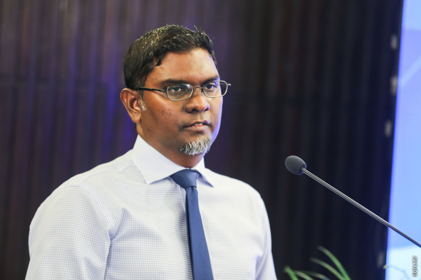 ފެބްރުއަރީ 6، 2019: "ކްރެޑިޓް އިންފޮމޭޝަން ސިސްޓަމް" ނުވަތަ ދަރަނީގެ މުއާމަލާތްތައް އާންމުންނާއި ކުންފުނިތަކަށް ބެލޭނެ ނިޒާމެއް މަރުކަޒީ ބޭންކް އެމްމްއެމްއޭގެ ކްރިޑިޓް އިންފޮމޭޝަން ބިއުރޯ އިން ތައާރަފްކުރުމަށް ހޮޓެލް ޖެންގައި ބޭއްވި ރަސްމިއްޔާތުގެ ތެރެއިން --- ސަން ފޮޓޯ/ ފަޔާޒު މޫސާ