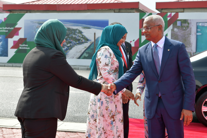 ފެބްރުއަރީ 7، 2019: ރައްޔިތުން މަޖިލިސް މި އަހަރަށް ހުޅުވުމަށް ބޭއްވި ފުރަތަމަ ޖަލްސާ: ރައީސް އިބްރާހިމް މުހައްމަދު ސޯލިހްގެ ފުރަތަމަ ރިޔާސީ ބަޔާން މިއަދުގެ ޖަލްސާގައި ވަނީ އިއްވާފައި -- ފޮޓޯ/ ރައީސް އޮފީސް