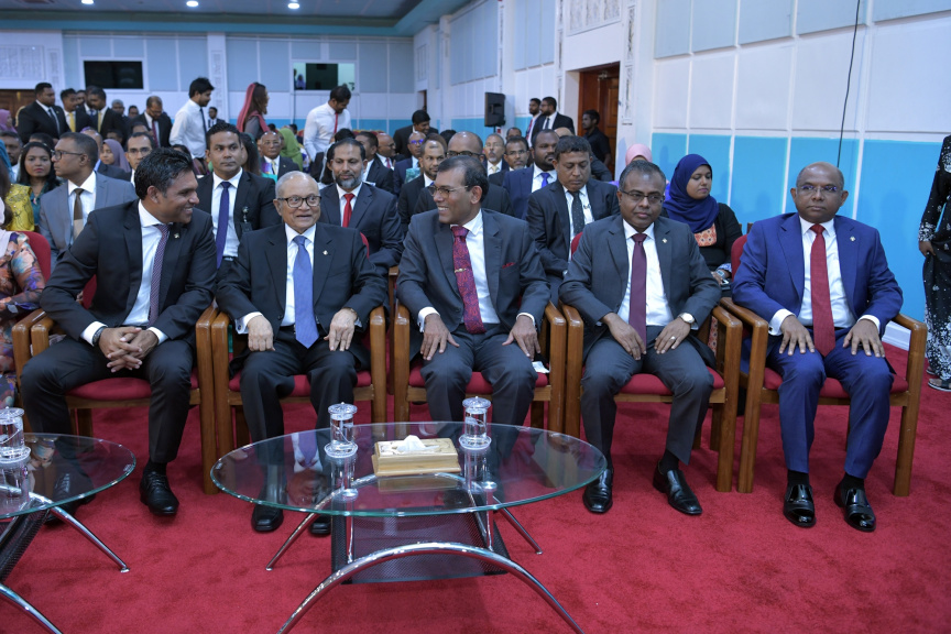 ފެބްރުއަރީ 7، 2019: ރައްޔިތުން މަޖިލިސް މި އަހަރަށް ހުޅުވުމަށް ބޭއްވި ފުރަތަމަ ޖަލްސާ: ރައީސް އިބްރާހިމް މުހައްމަދު ސޯލިހްގެ ފުރަތަމަ ރިޔާސީ ބަޔާން މިއަދުގެ ޖަލްސާގައި ވަނީ އިއްވާފައި -- ފޮޓޯ/ ރައީސް އޮފީސް