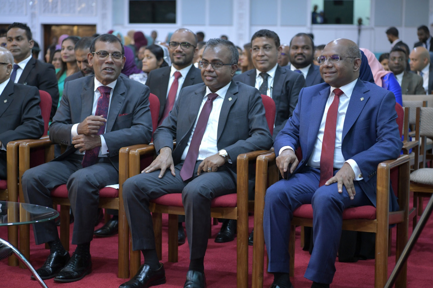ފެބްރުއަރީ 7، 2019: ރައްޔިތުން މަޖިލިސް މި އަހަރަށް ހުޅުވުމަށް ބޭއްވި ފުރަތަމަ ޖަލްސާ: ރައީސް އިބްރާހިމް މުހައްމަދު ސޯލިހްގެ ފުރަތަމަ ރިޔާސީ ބަޔާން މިއަދުގެ ޖަލްސާގައި ވަނީ އިއްވާފައި -- ފޮޓޯ/ ރައީސް އޮފީސް