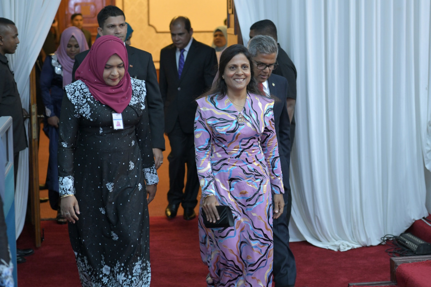 ފެބްރުއަރީ 7، 2019: ރައްޔިތުން މަޖިލިސް މި އަހަރަށް ހުޅުވުމަށް ބޭއްވި ފުރަތަމަ ޖަލްސާ: ރައީސް އިބްރާހިމް މުހައްމަދު ސޯލިހްގެ ފުރަތަމަ ރިޔާސީ ބަޔާން މިއަދުގެ ޖަލްސާގައި ވަނީ އިއްވާފައި -- ފޮޓޯ/ ރައީސް އޮފީސް