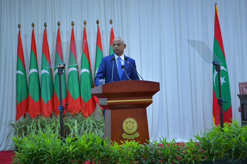 ފެބްރުއަރީ 7، 2019: ރައްޔިތުން މަޖިލިސް މި އަހަރަށް ހުޅުވުމަށް ބޭއްވި ފުރަތަމަ ޖަލްސާ: ރައީސް އިބްރާހިމް މުހައްމަދު ސޯލިހްގެ ފުރަތަމަ ރިޔާސީ ބަޔާން މިއަދުގެ ޖަލްސާގައި ވަނީ އިއްވާފައި -- ފޮޓޯ/ ރައީސް އޮފީސް