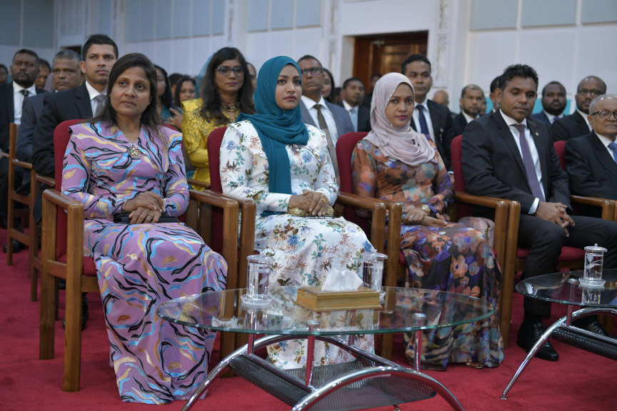 ފެބްރުއަރީ 7، 2019: ރައްޔިތުން މަޖިލިސް މި އަހަރަށް ހުޅުވުމަށް ބޭއްވި ފުރަތަމަ ޖަލްސާ: ރައީސް އިބްރާހިމް މުހައްމަދު ސޯލިހްގެ ފުރަތަމަ ރިޔާސީ ބަޔާން މިއަދުގެ ޖަލްސާގައި ވަނީ އިއްވާފައި -- ފޮޓޯ/ ރައީސް އޮފީސް