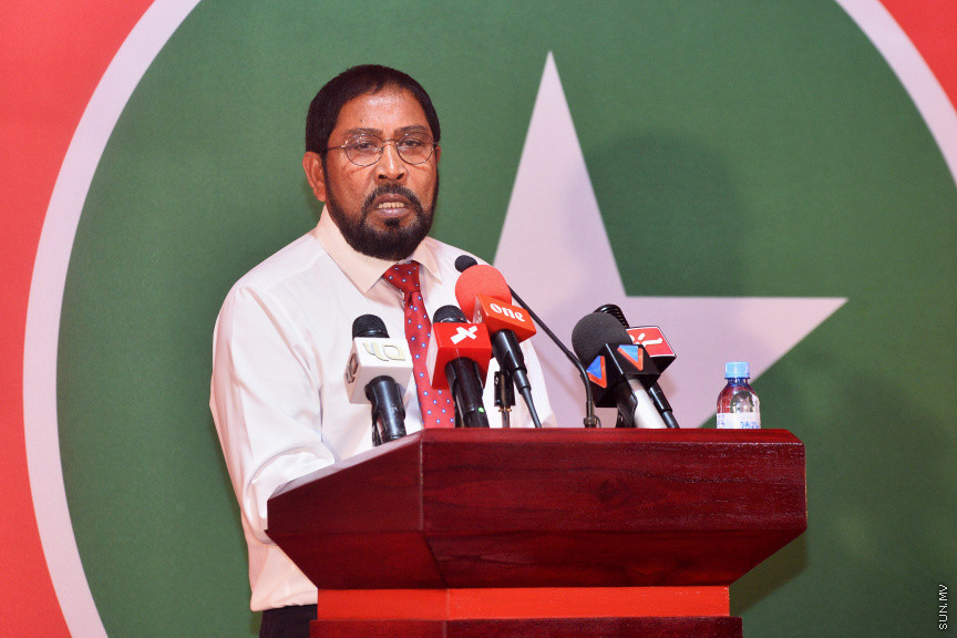 ފެބުރުއަރީ 2، 2019: ޖުމްހޫރީ ޕާޓީގެ އިތުރު އަށް ދާއިރާ އަކަށް ޓިކެޓް ދިނުމަށް މިރޭ މ. ކުނޫޒުގައި ބޭއްވި ރަސްމިއްޔާތުގެ ތެރެއިން: މިހާތަނަށް 44 ބޭފުޅުންނަށް ވަނީ އެޕާޓީގެ ޓިކެޓް ދީފަ -- ސަން ފޮޓޯ/ އަހުމަދު އަވްޝަން އިލްޔަސް