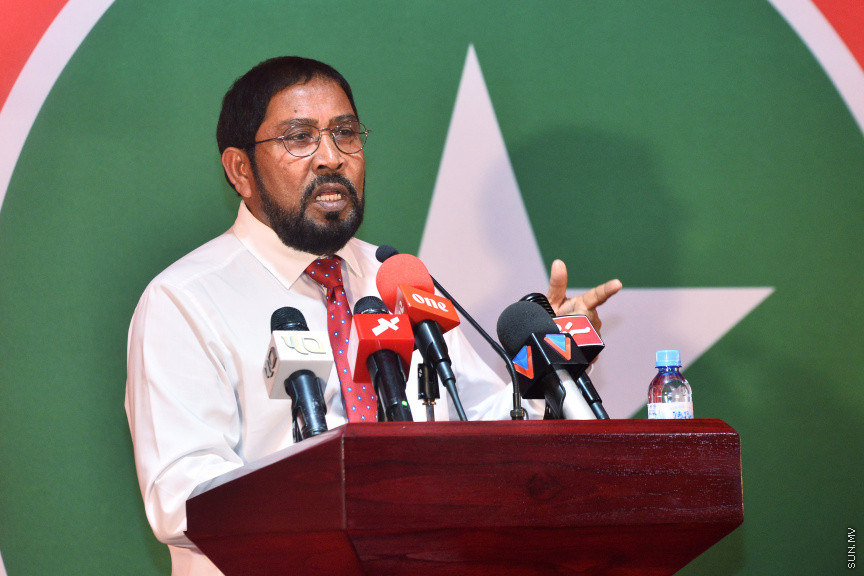 ފެބުރުއަރީ 2، 2019: ޖުމްހޫރީ ޕާޓީގެ އިތުރު އަށް ދާއިރާ އަކަށް ޓިކެޓް ދިނުމަށް މިރޭ މ. ކުނޫޒުގައި ބޭއްވި ރަސްމިއްޔާތުގެ ތެރެއިން: މިހާތަނަށް 44 ބޭފުޅުންނަށް ވަނީ އެޕާޓީގެ ޓިކެޓް ދީފަ -- ސަން ފޮޓޯ/ އަހުމަދު އަވްޝަން އިލްޔަސް