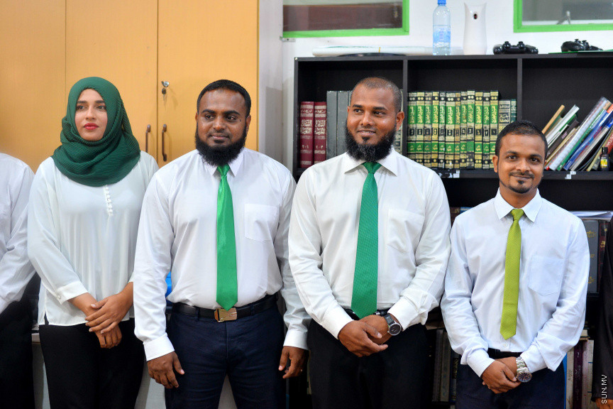 ފެބްރުއަރީ 13، 2019: މަޖިލިސް އިންތިހާބުގައި އަދާލަތް ޕާޓީގެ ފަރާތުން ވާދަ ކުރައްވާ ކެންޑިޑޭޓުންނަށް ޓިކެޓް ހަވާލުކުރުމަށް ބޭއްވި ރަސްމިއްޔާތުގެ ތެރެއިން -- ސަން ފޮޓޯ/ ފަޔާޒު މޫސާ