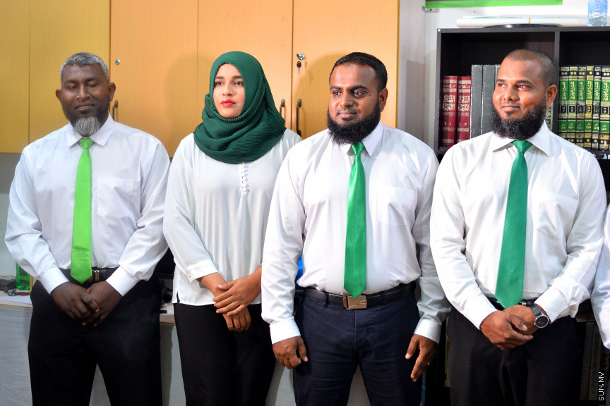 ފެބްރުއަރީ 13، 2019: މަޖިލިސް އިންތިހާބުގައި އަދާލަތް ޕާޓީގެ ފަރާތުން ވާދަ ކުރައްވާ ކެންޑިޑޭޓުންނަށް ޓިކެޓް ހަވާލުކުރުމަށް ބޭއްވި ރަސްމިއްޔާތުގެ ތެރެއިން -- ސަން ފޮޓޯ/ ފަޔާޒު މޫސާ