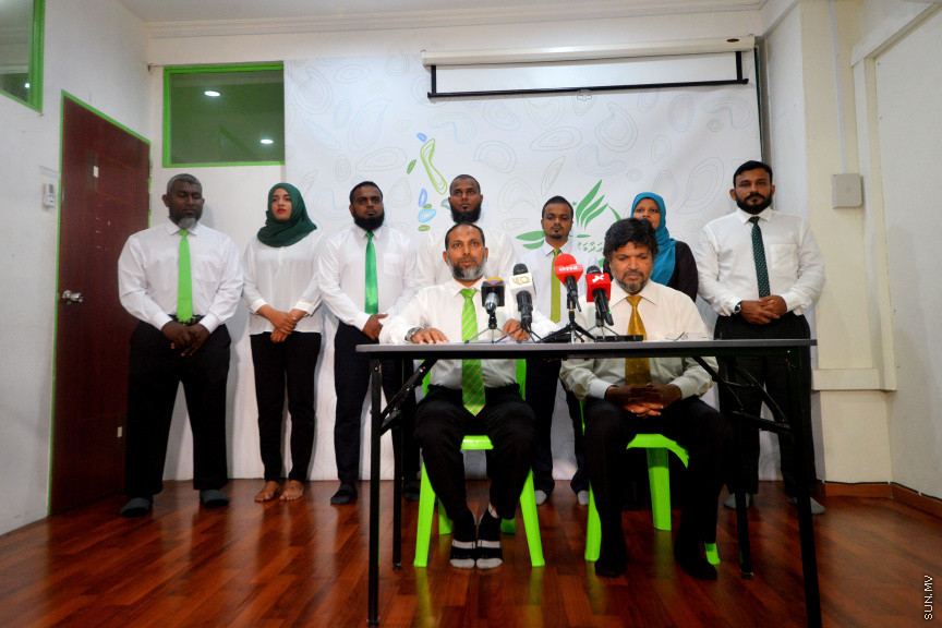 ފެބްރުއަރީ 13، 2019: މަޖިލިސް އިންތިހާބުގައި އަދާލަތް ޕާޓީގެ ފަރާތުން ވާދަ ކުރައްވާ ކެންޑިޑޭޓުންނަށް ޓިކެޓް ހަވާލުކުރުމަށް ބޭއްވި ރަސްމިއްޔާތުގެ ތެރެއިން -- ސަން ފޮޓޯ/ ފަޔާޒު މޫސާ