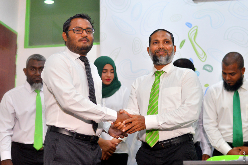ފެބްރުއަރީ 13، 2019: މަޖިލިސް އިންތިހާބުގައި އަދާލަތް ޕާޓީގެ ފަރާތުން ވާދަ ކުރައްވާ ކެންޑިޑޭޓުންނަށް ޓިކެޓް ހަވާލުކުރުމަށް ބޭއްވި ރަސްމިއްޔާތުގެ ތެރެއިން -- ސަން ފޮޓޯ/ ފަޔާޒު މޫސާ