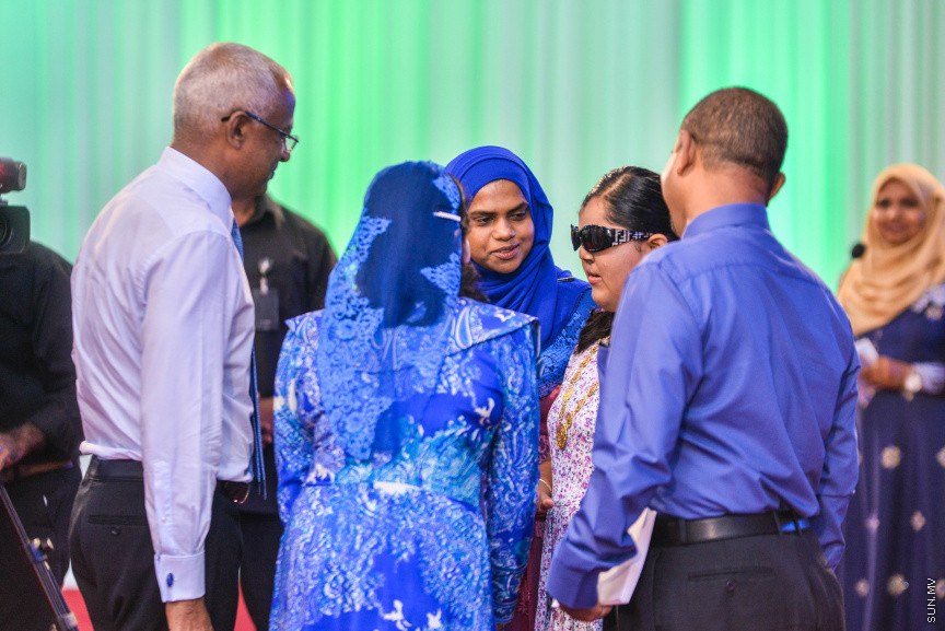 ފެބްރުއަރީ 21، 2019: މާދަރީ ބަހުގެ ދުވަސް ފާހަގަ ކުރުމަށް ދަރުބާރުގޭގައި ބޭއްވި ރަސްމީ ޖަލްސާގެ ތެރެއިން -- ސަން ފޮޓޯ/ ފަޔާޒު މޫސާ