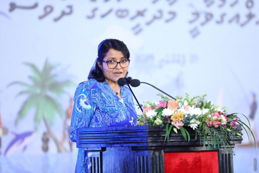ފެބްރުއަރީ 21، 2019: މާދަރީ ބަހުގެ ދުވަސް ފާހަގަ ކުރުމަށް ދަރުބާރުގޭގައި ބޭއްވި ރަސްމީ ޖަލްސާގެ ތެރެއިން -- ސަން ފޮޓޯ/ ފަޔާޒު މޫސާ