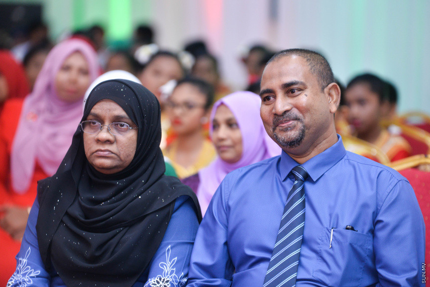 ފެބްރުއަރީ 21، 2019: މާދަރީ ބަހުގެ ދުވަސް ފާހަގަ ކުރުމަށް ދަރުބާރުގޭގައި ބޭއްވި ރަސްމީ ޖަލްސާގެ ތެރެއިން -- ސަން ފޮޓޯ/ ފަޔާޒު މޫސާ