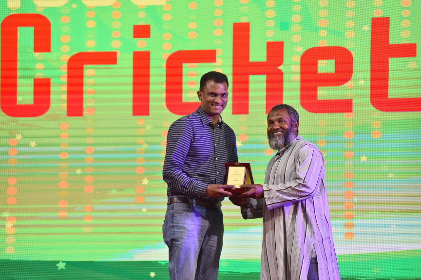 ކްރިކެޓް އެވޯޑް ހަފްލާގެ ތެރެއިން--- ފޮޓޯ/ރައީސް އޮފީސް