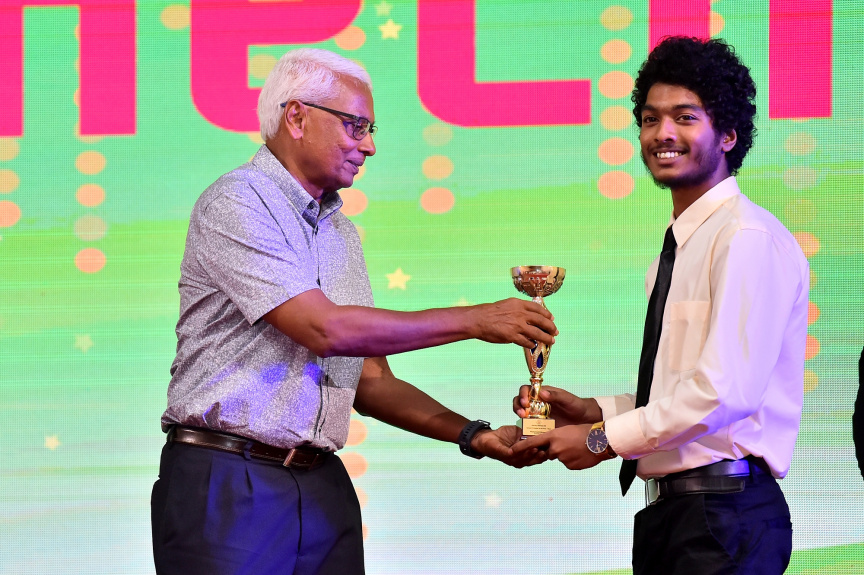 ކްރިކެޓް އެވޯޑް ހަފްލާގެ ތެރެއިން--- ފޮޓޯ/ރައީސް އޮފީސް