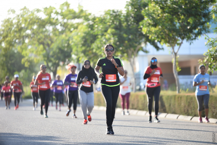 މާޗް 1، 2019: އަންހެނުން ކަސްރަތަށް ހޭލުންތެރި ކުރުވައި ކަސްރަތުގެ މުހިންމުކަން އަންގައި ދިނުމަށް އަންހެނުންނަށް ހާއްސަކޮށްގެން ޓީއެފްޖީގެ ފަރާތުން ރަނިން ރަންގެ ތެރެއިން -- ސަން ފޮޓޯ/ ފަޔާޒު މޫސާ