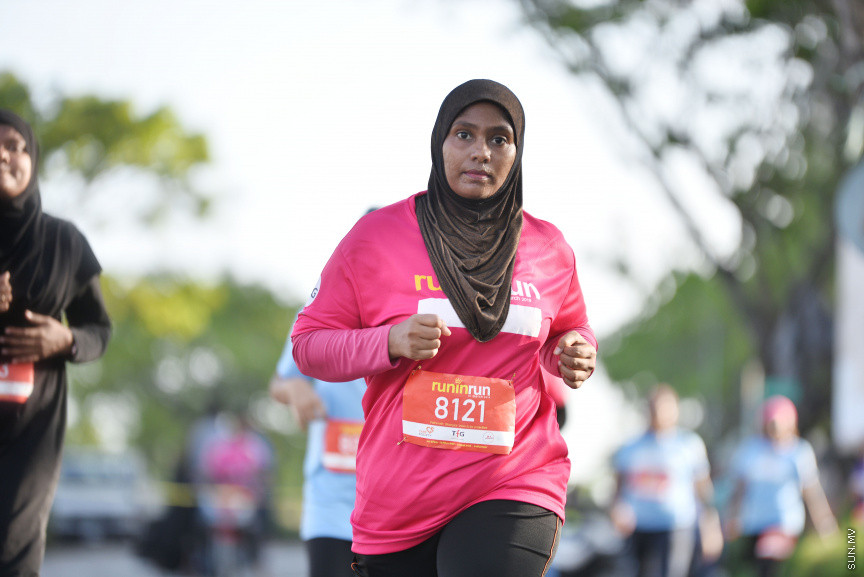 މާޗް 1، 2019: އަންހެނުން ކަސްރަތަށް ހޭލުންތެރި ކުރުވައި ކަސްރަތުގެ މުހިންމުކަން އަންގައި ދިނުމަށް އަންހެނުންނަށް ހާއްސަކޮށްގެން ޓީއެފްޖީގެ ފަރާތުން ރަނިން ރަންގެ ތެރެއިން -- ސަން ފޮޓޯ/ ފަޔާޒު މޫސާ