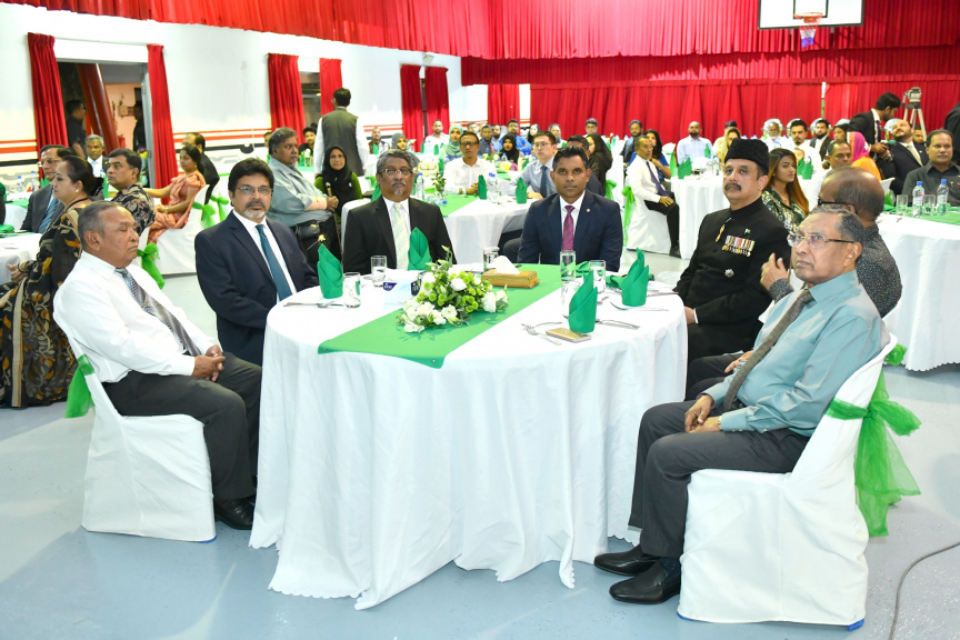  79 ވަނަ "ޕާކިސްތާން ޑޭ" ފާހަގަ ކުރުމުގެ ހަފްލާގެ ތެރެއިން-- ފޮޓޯ / ރައީސް އޮފީސް 