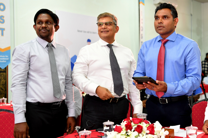 ރައީސުލްޖުމްހޫރިއްޔާގެ ނާއިބު، މާފުށީ ޖަލުގައި "އުރީދޫ ސްމާޓް ކެމްޕަސް" އިފްތިތާހު ކޮށްދެއްވުން -- ފޮޓޯ/ ރައީސް އޮފީސް