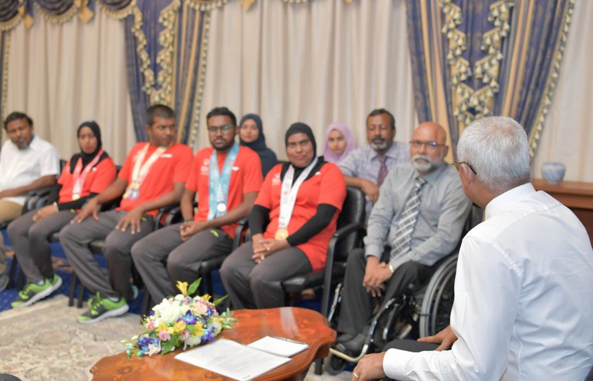 ސްޕެޝަލް އޮލިމްޕިކްސް- ވަރލްޑްގޭމްސް 2019 ގައި ދިވެހިރާއްޖެ ތަމްސީލުކުރި ޓީމާ، ރައީސުލްޖުމްހޫރިއްޔާ ބައްދަލުކުރެއްވުން -- ފޮޓޯ/ ރައީސް އޮފީސް