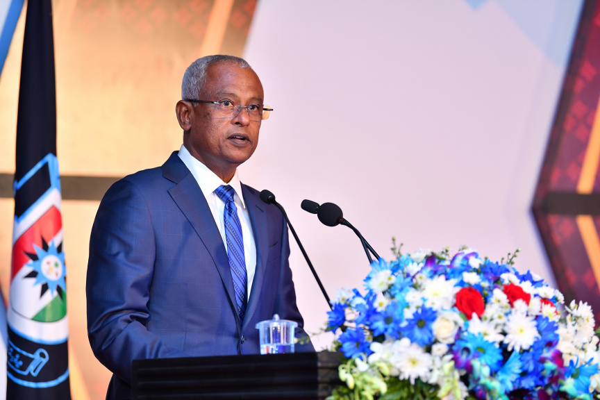 މާޗް 29، 2019، ފުލުހުންގެ މުއައްސަސާ އަށް 86 އަހަރު ފުރުން ފާހަގަކުރުމަށް ދަރުބާރުގޭގައި ބޭއްވި ޖަލްސާގެ ތެރެއިން -- ފޮޓޯ/ ރައީސް އޮފީސް