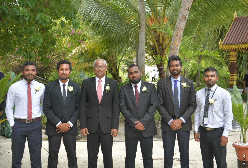 ހެލްތް މިނިސްޓަރުކަން ކުރައްވާފައިވާ ޢިއްޒަތްތެރިންގެ ސަމިޓް އިފްތިތާޙް ކޮށްދެއްވުން -- ފޮޓޯ/ ރައީސް އޮފީސް