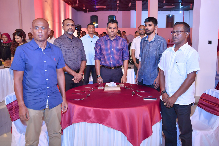 މޭ 3، 2019 : ނޫސްވެރިކަމުގެ މިނިވަންކަމުގެ ދުވަހުގެ ޙަފްލާގައި ރައީސުލްޖުމްހޫރިއްޔާގެ ނައިބު ބައިވެރިވެވަޑައިިގަތުން -- ފޮޓޯ/ ރައީސް އޮފީސް