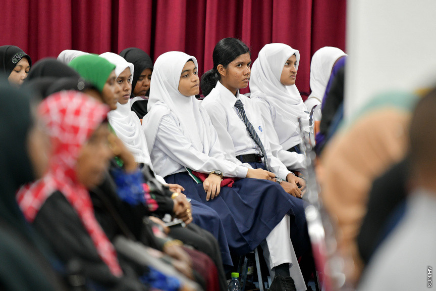 މެއި 9، 2019: ރަމަޝަން މަހުގެ ރޭތައް އިހްޔާކުރުމަށް އިސްލާމީ މަރުކަޒުގައި ބޭއްވި ޖަލްސާގެ ތެރެއިން -- ސަން ފޮޓޯ/ ފަޔާޒު މޫސާ