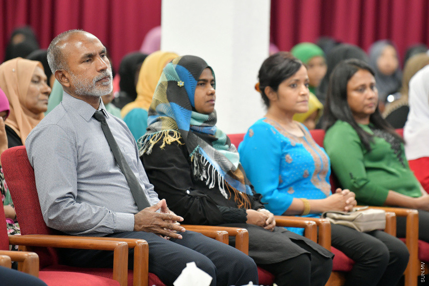 މެއި 9، 2019: ރަމަޝަން މަހުގެ ރޭތައް އިހްޔާކުރުމަށް އިސްލާމީ މަރުކަޒުގައި ބޭއްވި ޖަލްސާގެ ތެރެއިން -- ސަން ފޮޓޯ/ ފަޔާޒު މޫސާ