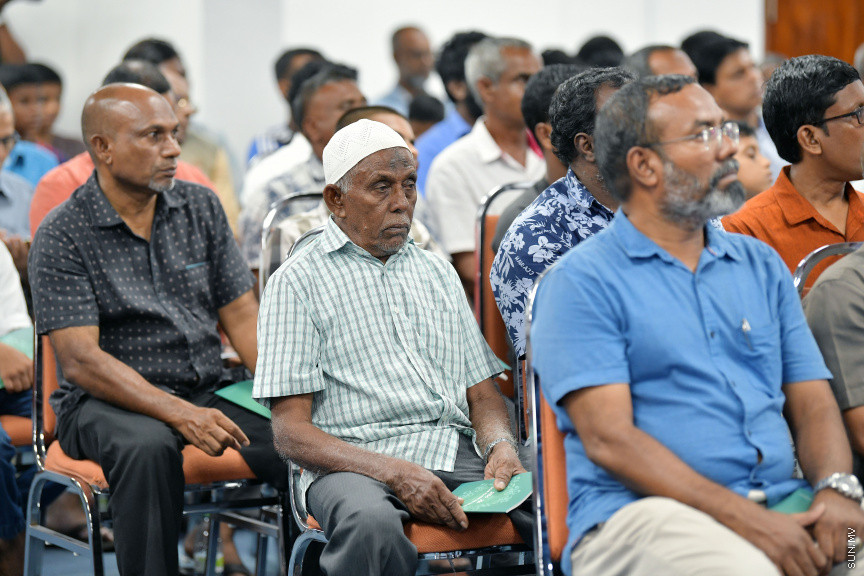 މެއި 9، 2019: ރަމަޝަން މަހުގެ ރޭތައް އިހްޔާކުރުމަށް އިސްލާމީ މަރުކަޒުގައި ބޭއްވި ޖަލްސާގެ ތެރެއިން -- ސަން ފޮޓޯ/ ފަޔާޒު މޫސާ