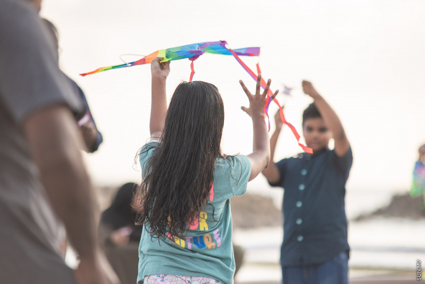 މެއި 10، 2019: އުސްފަސްގަނޑު ސަރަހައްދުގައި މަޑި އެރުވުން: ޒަމާނުއްސުރެ ކޮންމެ ރޯދަ މަހަކުވެސް ރޯދަކުރުކޮއްލުމަށް ކުޑަކުދިންނާއި ބޮޑެތި މީހުންވެސް މަޑި އުރުވުމަކީ އާންމުކަމެއް -- ސަން ފޮޓޯ/ ފަޔާޒު މޫސާ