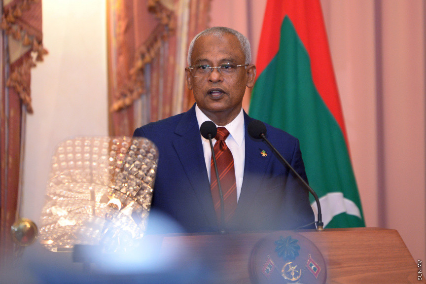 ޖޫން 8، 2019: އިންޑިއާގެ ބޮޑުވަޒީރު ނަރެންދުރަ މޯދީ ރާއްޖެއަށް ކުރައްވާ ރަސްމީ ދަތުރުފުޅުގައި، ރާއްޖެއަށް ވަޑައިގަތުން -- ސަން ފޮޓޯ/ އަހްމަދު އަވްޝަން އިލްޔާސް