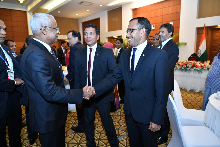 ޖޫން 8، 2019: އިންޑިއާގެ ބޮޑުވަޒީރު ނަރެންދުރަ މޯދީގެ ޝަރަފުގައި ރައީސުލްޖުމްހޫރިއްޔާގެ ދެކަނބަލުން ކުުރުނބާ ރިސޯޓްގައި ބޭއްވި ފުރަމާނަ ޖާފަތުގެ ތެރެއިން -- ފޮޓޯ/ ރައީސް އޮފީސް