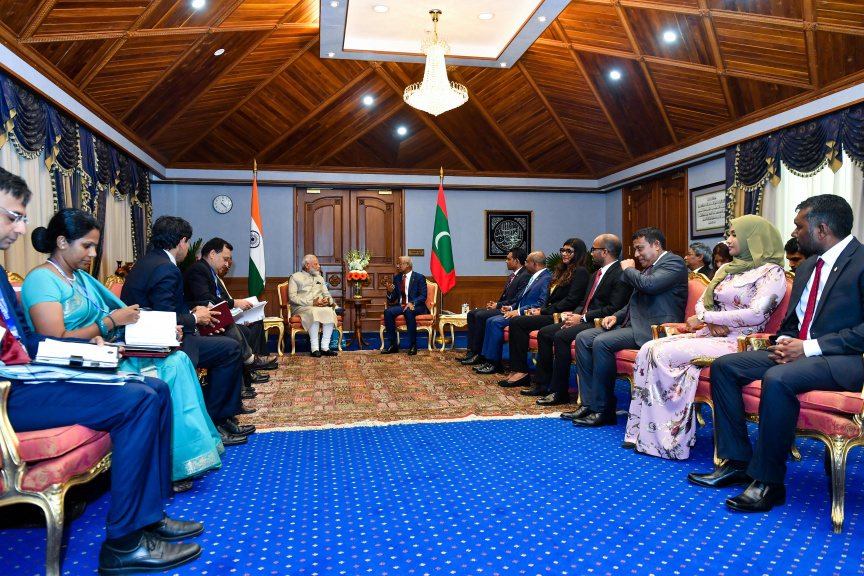 ޖޫން 8، 2019: ރާއްޖެއާއި އިންޑިޔާއާ ދެޤައުމުގެ ދެމެދުގައި ރަސްމީ ވާހަކަފުޅު ތަކާއި ދެޤައުމުގެ ދެމެދުގައި އެއްބަސްވުންތައް ބަދަލުކުރުމުގެ ރަސްމިއްޔާތުގެ ތެރެއިން -- ފޮޓޯ/ ރައީސް އޮފީސް