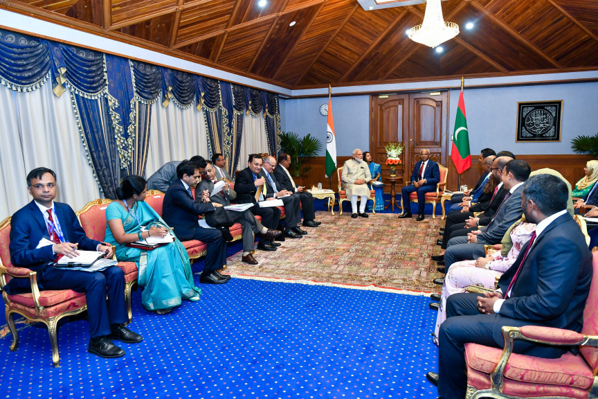 ޖޫން 8، 2019: ރާއްޖެއާއި އިންޑިޔާއާ ދެޤައުމުގެ ދެމެދުގައި ރަސްމީ ވާހަކަފުޅު ތަކާއި ދެޤައުމުގެ ދެމެދުގައި އެއްބަސްވުންތައް ބަދަލުކުރުމުގެ ރަސްމިއްޔާތުގެ ތެރެއިން -- ފޮޓޯ/ ރައީސް އޮފީސް