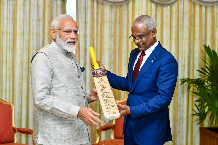ޖޫން 8، 2019: ރާއްޖެއާއި އިންޑިޔާއާ ދެޤައުމުގެ ދެމެދުގައި ރަސްމީ ވާހަކަފުޅު ތަކާއި ދެޤައުމުގެ ދެމެދުގައި އެއްބަސްވުންތައް ބަދަލުކުރުމުގެ ރަސްމިއްޔާތުގެ ތެރެއިން -- ފޮޓޯ/ ރައީސް އޮފީސް