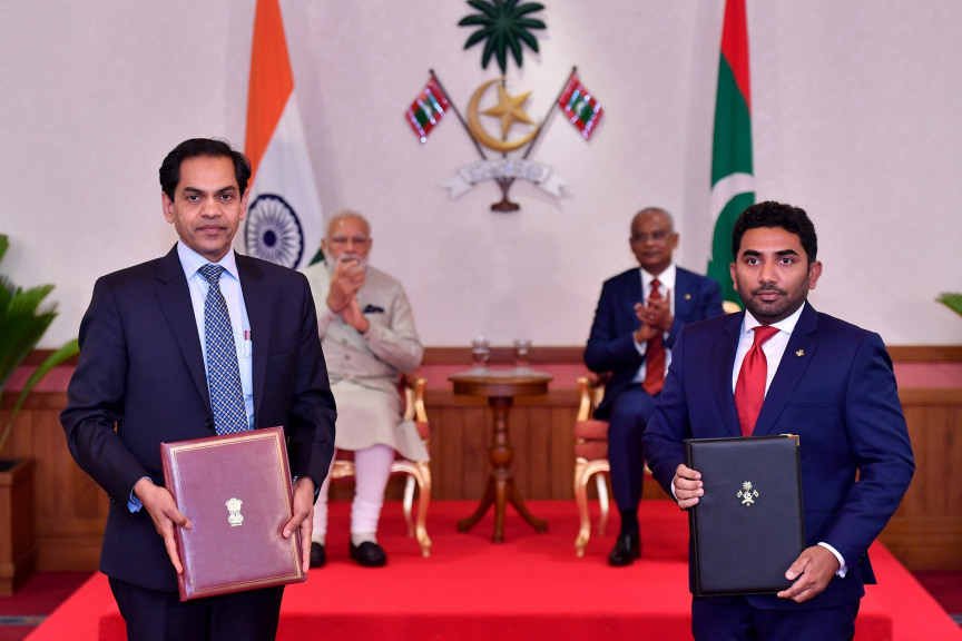 ޖޫން 8، 2019: ރާއްޖެއާއި އިންޑިޔާއާ ދެޤައުމުގެ ދެމެދުގައި ރަސްމީ ވާހަކަފުޅު ތަކާއި ދެޤައުމުގެ ދެމެދުގައި އެއްބަސްވުންތައް ބަދަލުކުރުމުގެ ރަސްމިއްޔާތުގެ ތެރެއިން -- ފޮޓޯ/ ރައީސް އޮފީސް