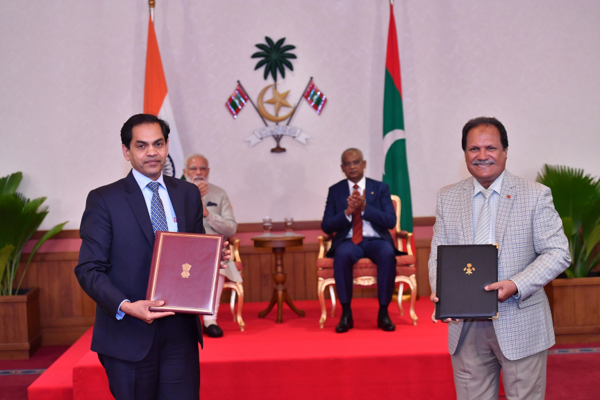 ޖޫން 8، 2019: ރާއްޖެއާއި އިންޑިޔާއާ ދެޤައުމުގެ ދެމެދުގައި ރަސްމީ ވާހަކަފުޅު ތަކާއި ދެޤައުމުގެ ދެމެދުގައި އެއްބަސްވުންތައް ބަދަލުކުރުމުގެ ރަސްމިއްޔާތުގެ ތެރެއިން -- ފޮޓޯ/ ރައީސް އޮފީސް